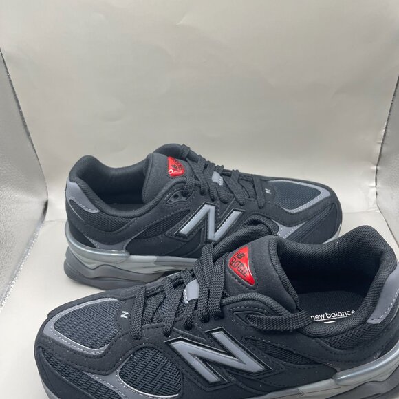 NEW BALANCE 9060 7
